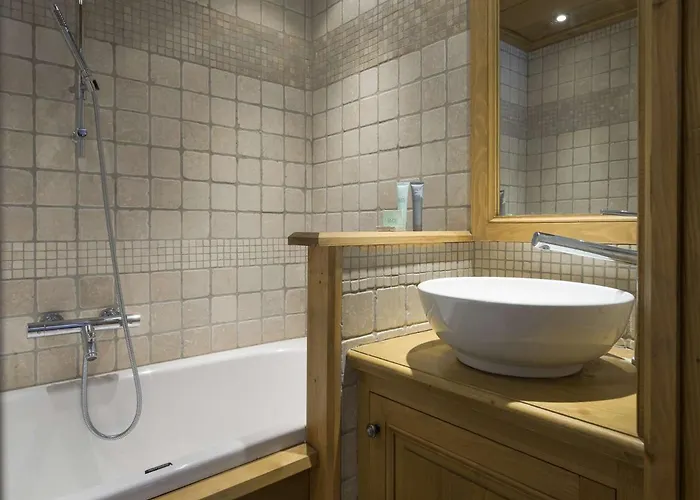 Cosy - 6 Pers, 83m² - 1650 - Centre Station, Terrasse, Proche Pistes, Wifi - Fr-1-631-160